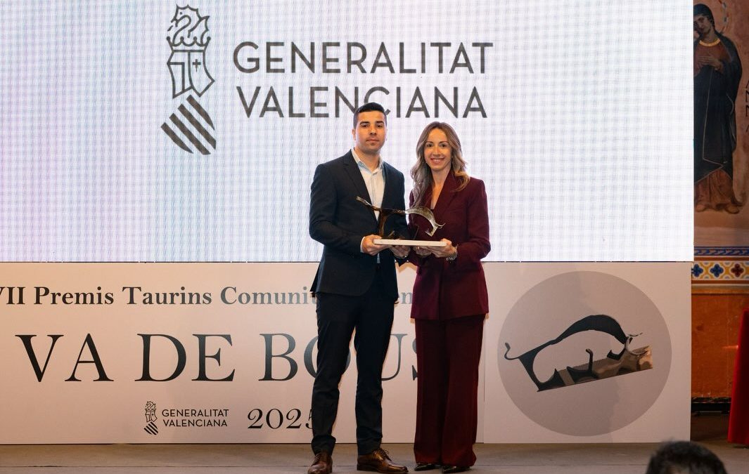 Museros felicita y respalda a Noel Ribera tras recibir el Premio Va de Bous