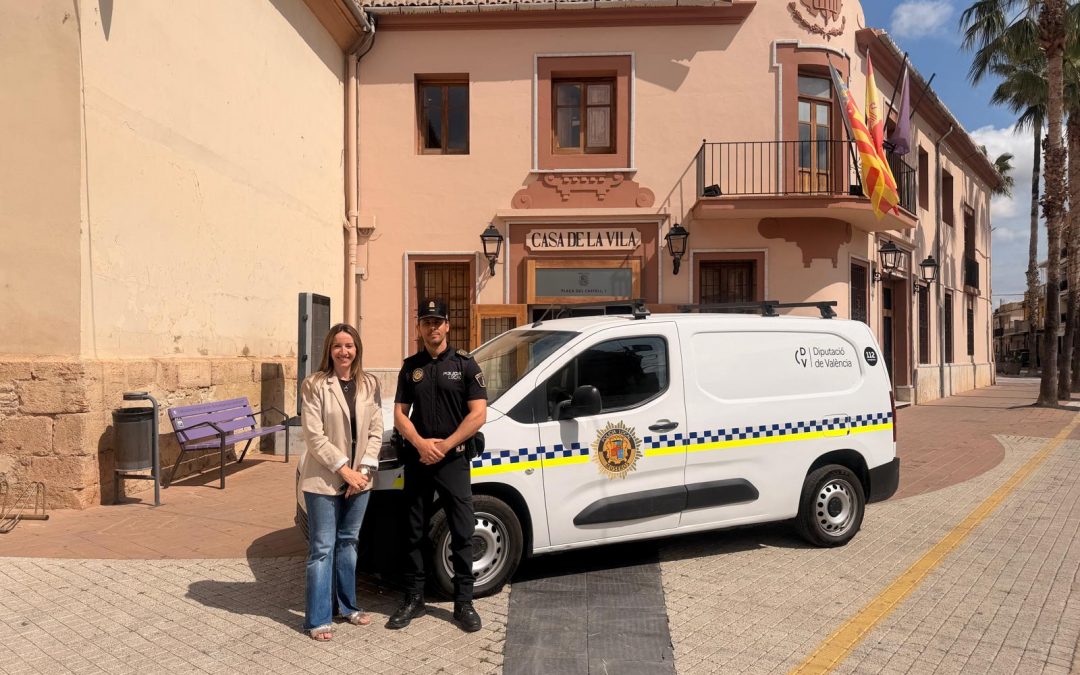 El Ayuntamiento de Museros adquiere una furgoneta para servicios de prevención y respuesta a emergencias