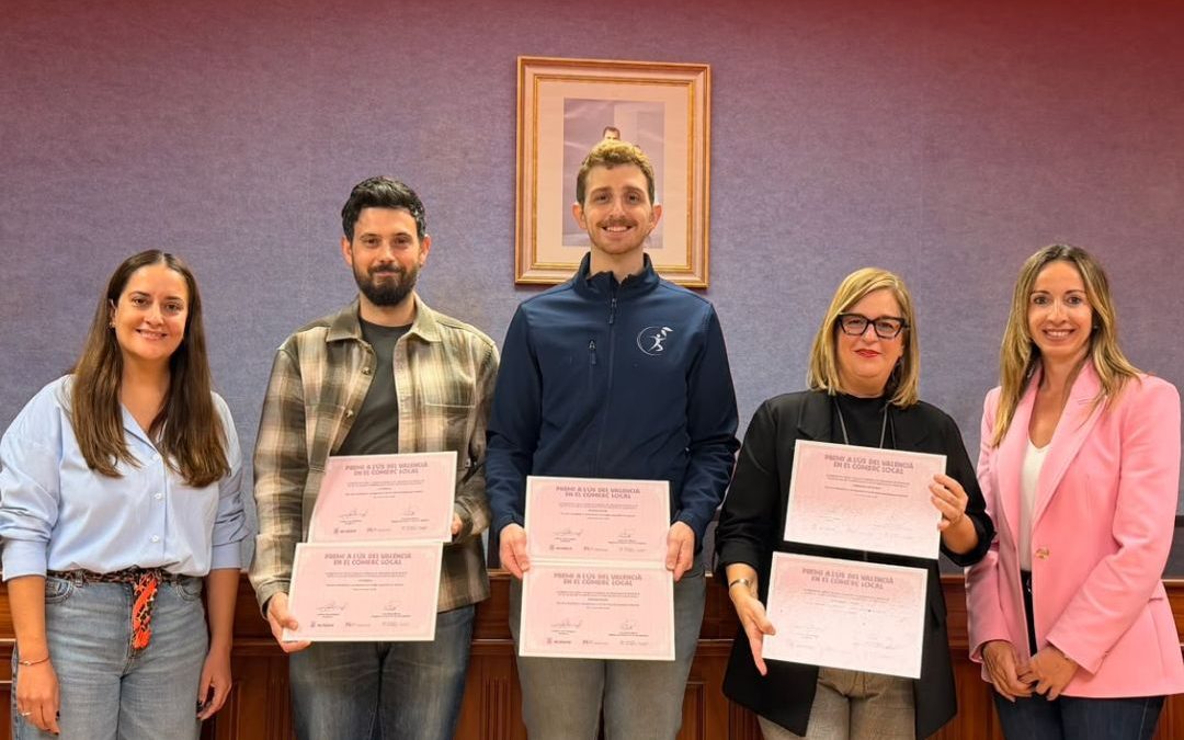 Museros lliura els premis a l’ús del valencià en el comerç local